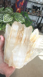 Quartz cluster
