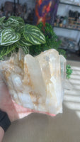 Quartz cluster