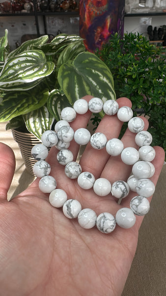 Howlite bracelets 12mm