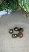 Tiger eye tumble stones medium