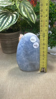 Blue calcite free form