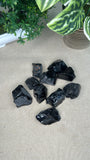 Raw obsidian pieces