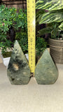 Prehnite free form
