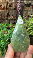 Prehnite free form