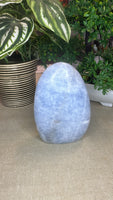 Blue calcite free form