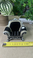 Small Ring couch