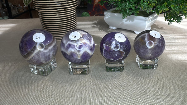 Chevron amethyst spheres