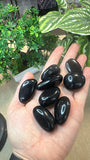 Obsidian tumbles