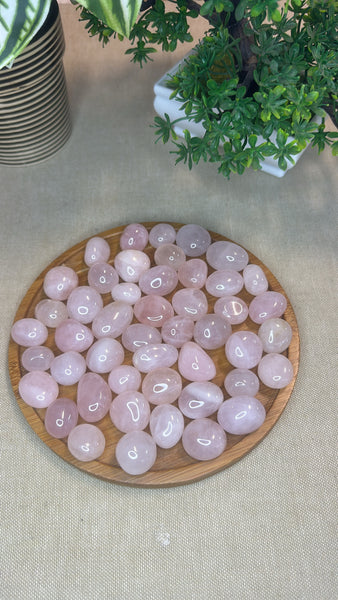 Rose quartz tumbles small